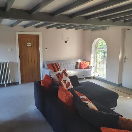 Willow Tree Farm Cottage With Bbq Hut Tattershall Thorpe Bagian luar foto