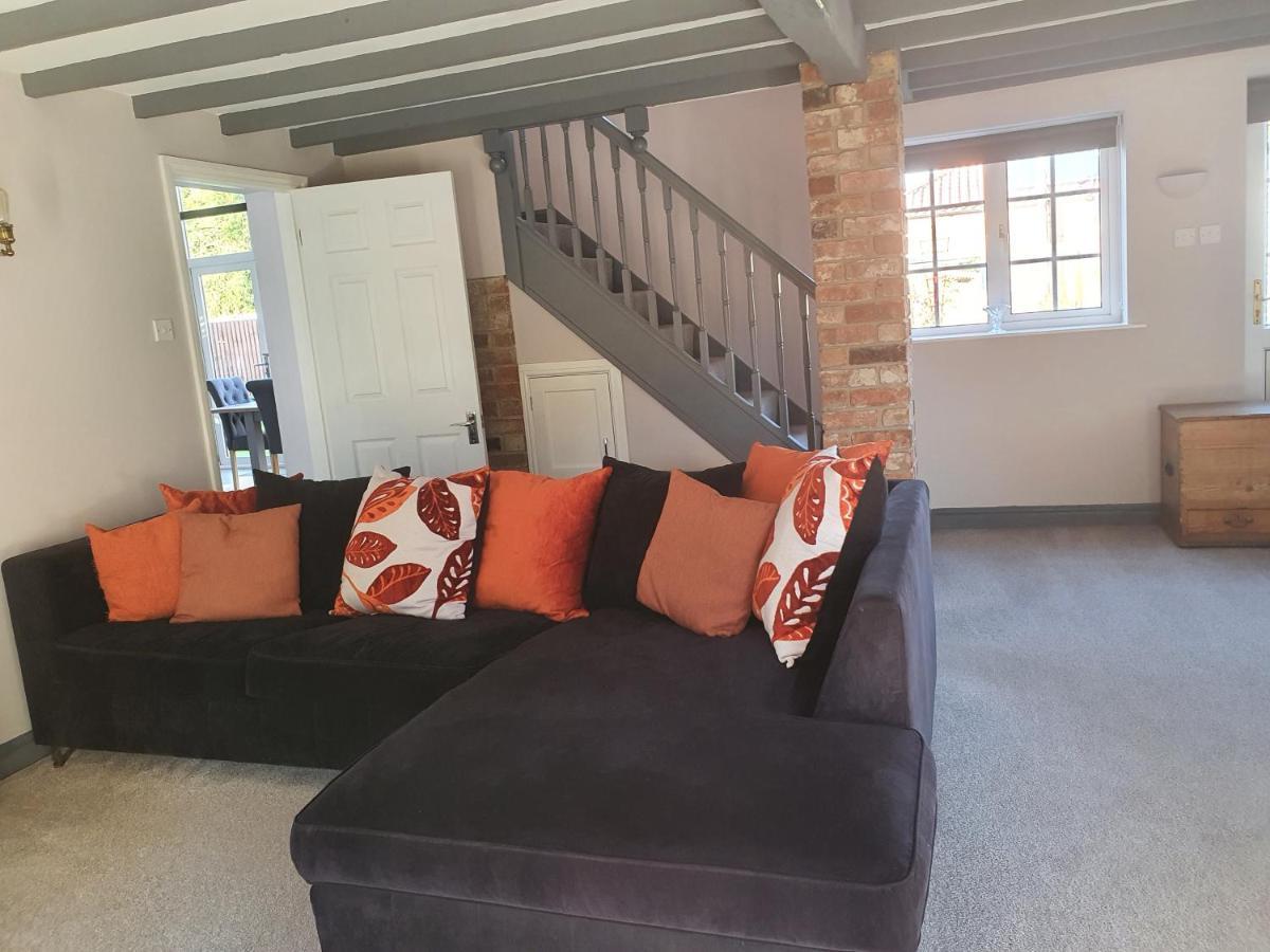 Willow Tree Farm Cottage With Bbq Hut Tattershall Thorpe Bagian luar foto